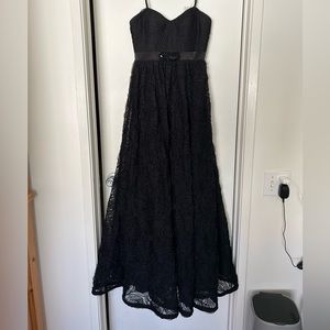 Adrianna Papell Sz 4 Black Rosette Tulle Strapless Dress